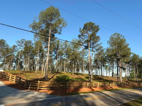 330 Berry Rd, Pelzer, SC 29669