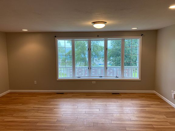 3rd image of 269 Firehouse Ln