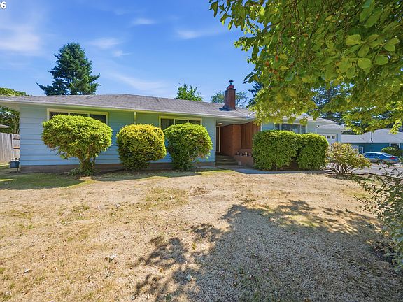2nd image of 5722 SE Harlene St