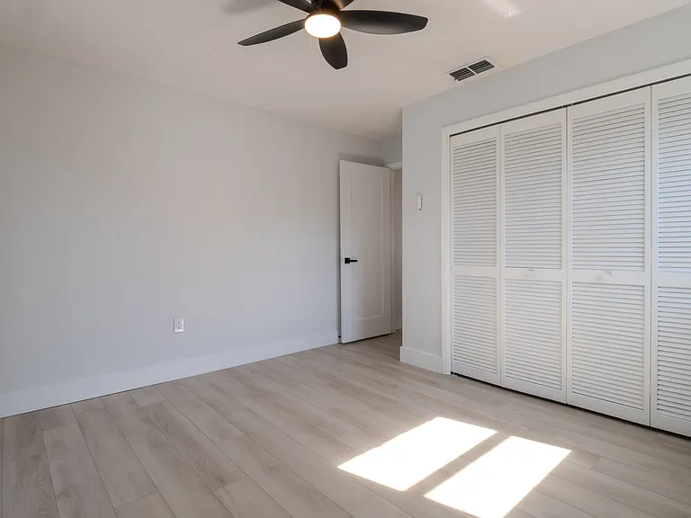 4907 Parson Brown Ln — Photo 35