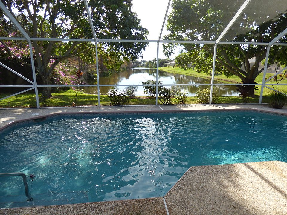 1st image of 621 Sunset Lakes Dr