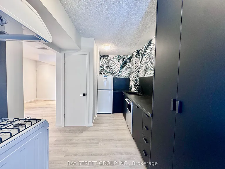 373 Eglinton Ave W #2 — Photo 11