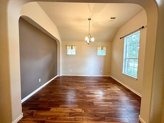 3rd image of 8201 Alophia Dr