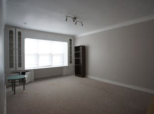 3238 W Bryn Mawr Ave #3, Chicago, IL 60659