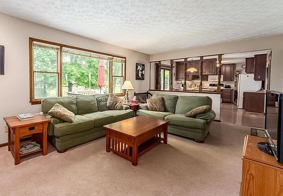 3rd image of 8614 Meadowton Ct NW