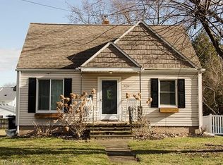 183 Pfeiffer Ave, Akron, OH 44312