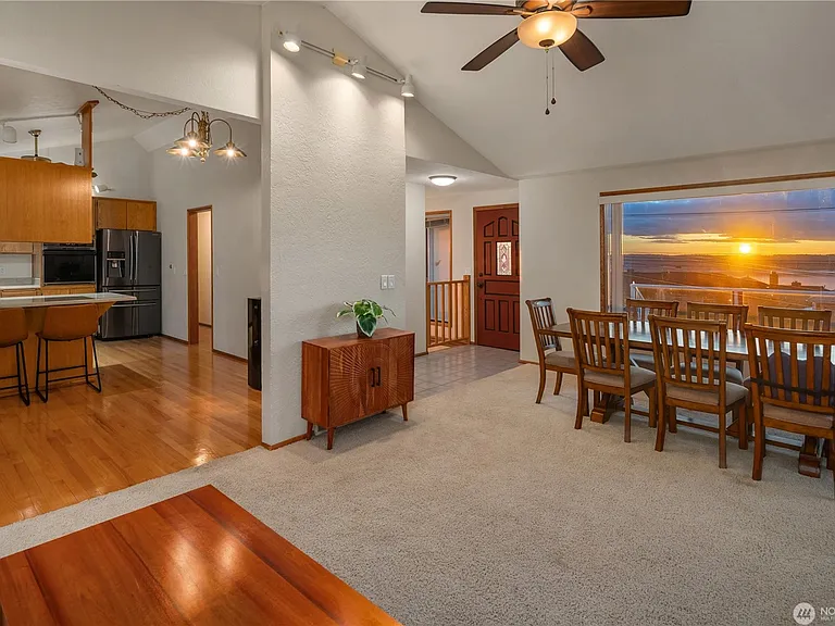 1507 S Jackson Ave — Photo 10