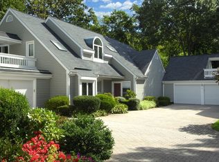 116 Barnes Rd, Stamford, CT 06902