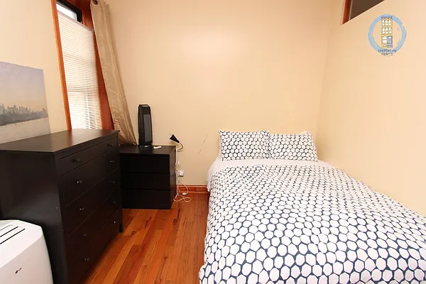 Rented by Brooklyn Rentals NYC | media 16