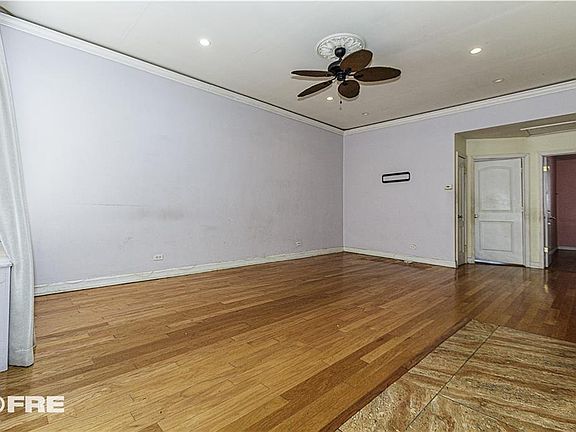 4th image of 9019 Avenue L