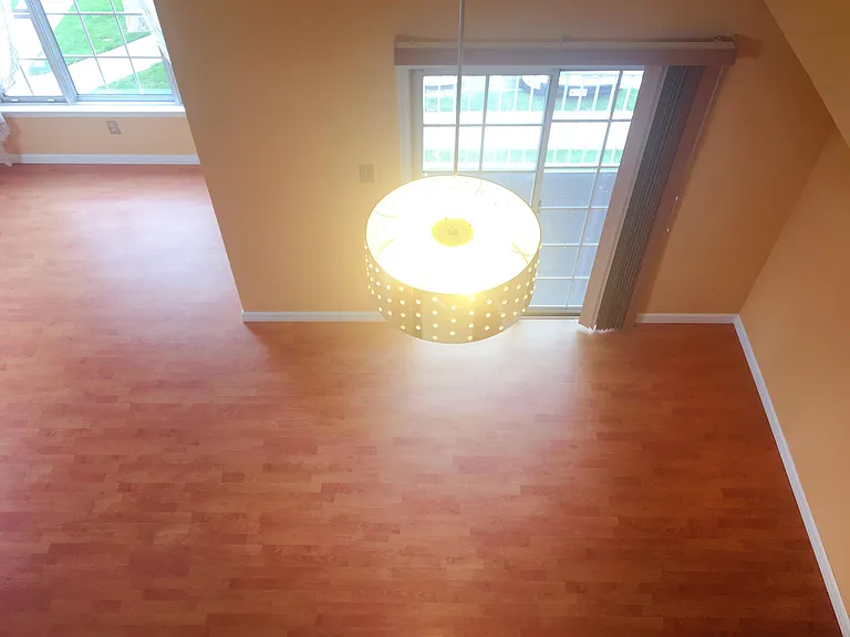 352 Andover Pl — Photo 8