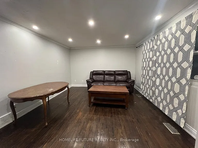 368 Elmridge St #MAIN — Photo 4