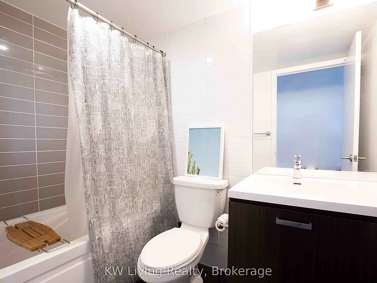 125 Redpath Ave #316 — Photo 11
