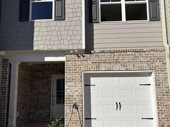 2805 Lillian Ln, Douglasville, GA 30135