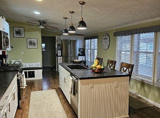 37138 Stoneway #59, Lenox, MI 48048