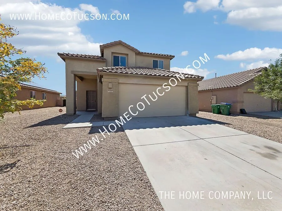 14360 N Fragile Clay Ave- Spacious 4 Bedroom + Loft Home in Desirable San Lucas Community — Photo 2