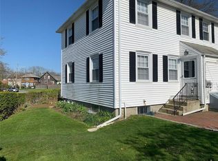 8 Palmer St, Newport, RI 02840