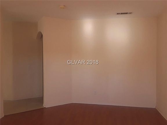 5th image of 6480 Annie Oakley Dr #121