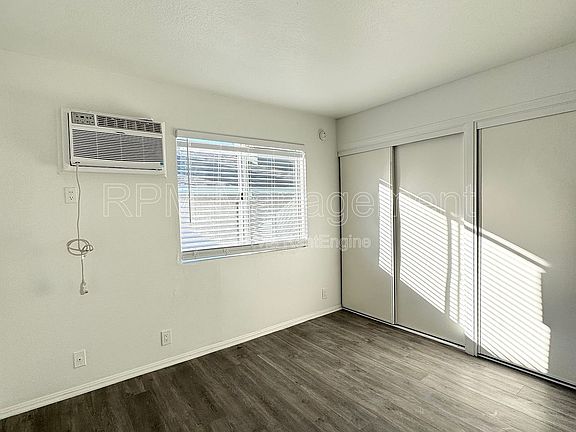 5th image of 6624 Sylmar Ave APT 9