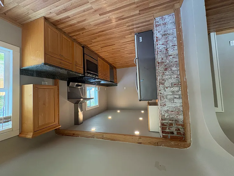 335 N Baker St — Photo 18