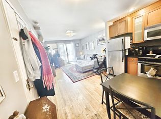 40-17 21st Ave #3R, Astoria, NY 11105