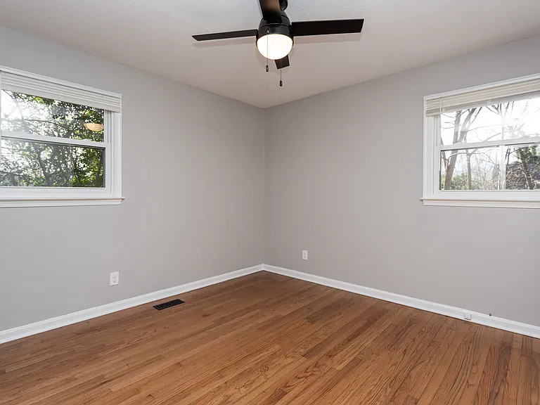 718 Holloway St #B — Photo 15