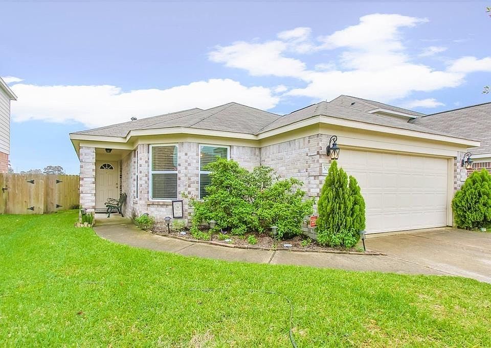 1st image of 5010 Fair Oak Dale Ln
