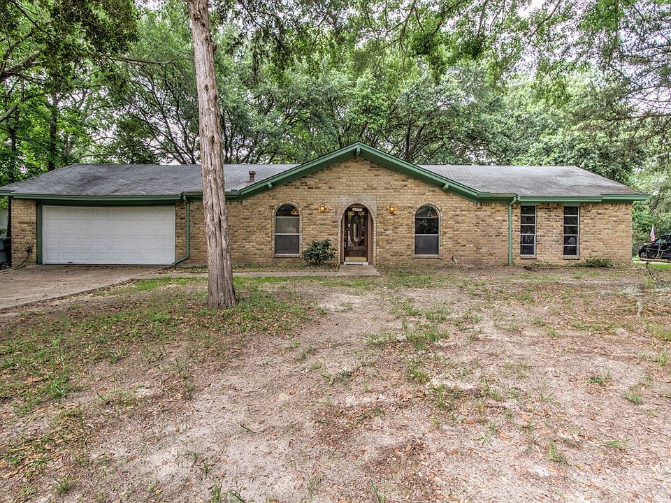 1526 Sherwood