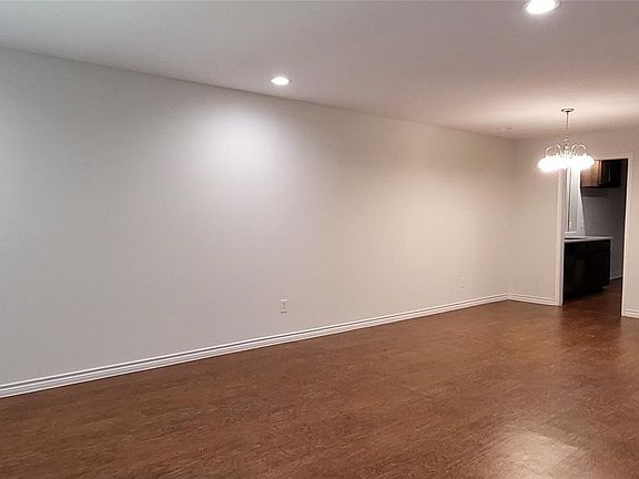 5th image of 3749 High Vista Dr