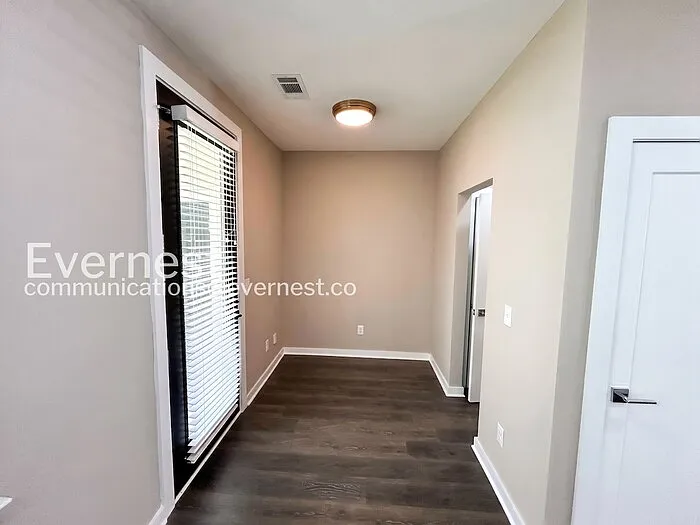 308 Jeffries Way — Photo 8