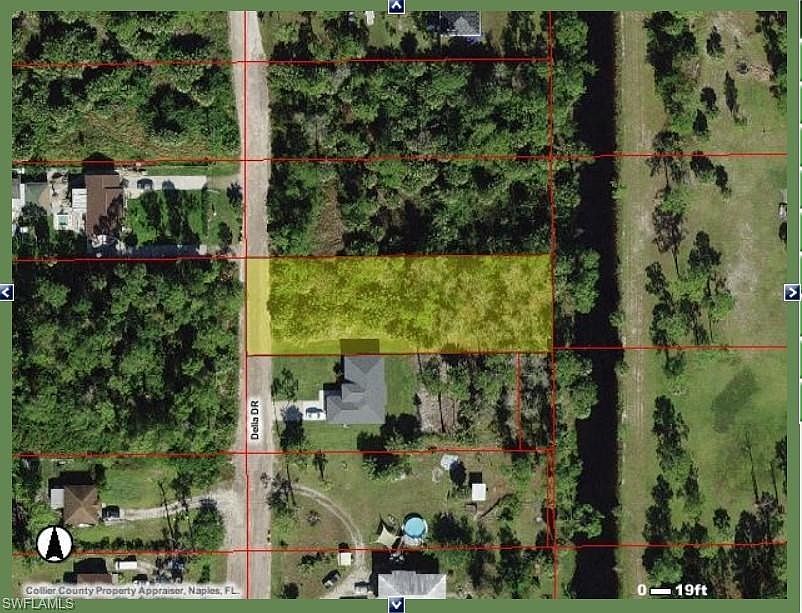 1st image of 2060 Della Dr
