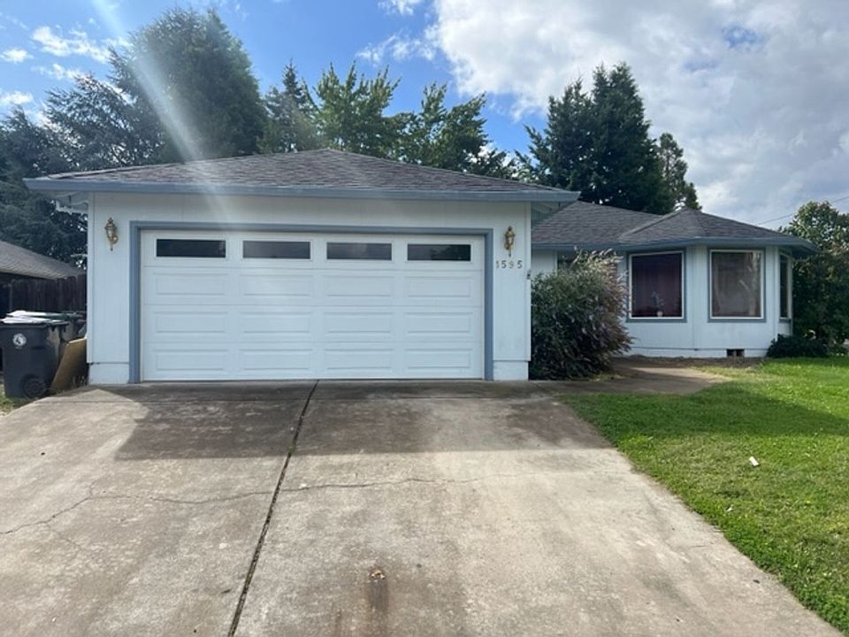 1st image of 1595 Saratoga Dr