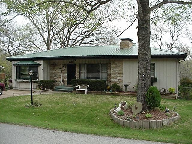 1st image of 109 Lakeshore Dr