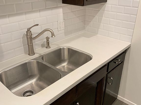 4th image of 840 S Bedford St APT 1