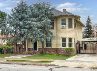 2427 19th St, Bakersfield, CA 93301