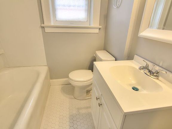 3rd image of 3810 Dunnica Ave #2F