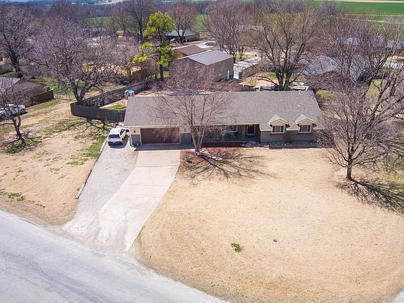 2nd image of 1 Lakewynds Dr