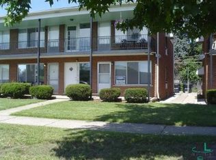 20211 Kelly Rd, Harper Woods, MI 48225