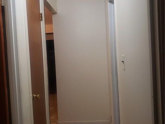 4th image of 1125 Burke Ave