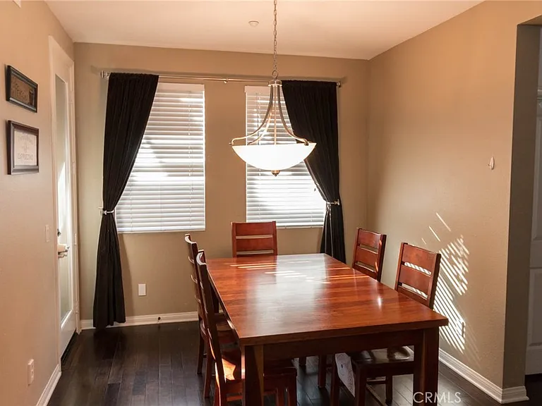 46 Meridian Dr — Photo 6