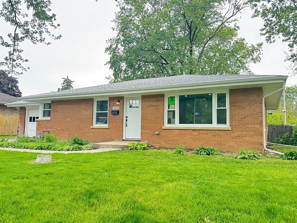 1st image of 1823 Alma Dr