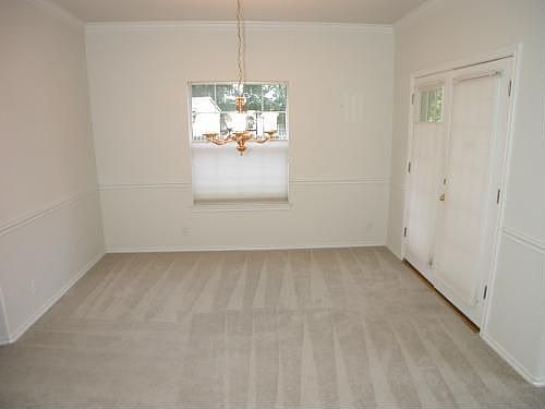Formal Dining