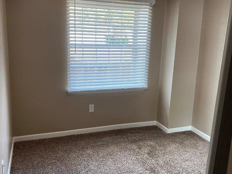 210 Butler Ave NW #201 — Photo 7
