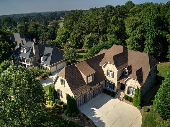 2nd image of 108 Lazenby Dr