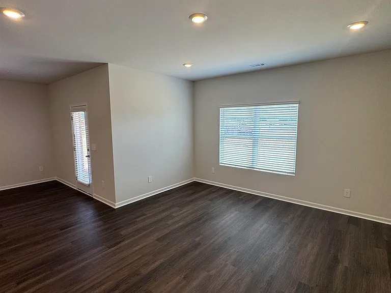 115 Betty Williams Dr — Photo 8