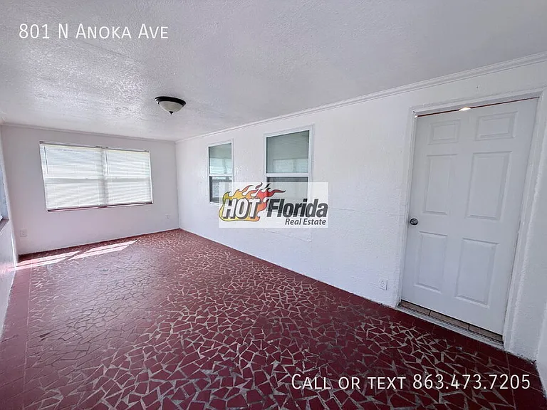 801 N Anoka Ave — Photo 4