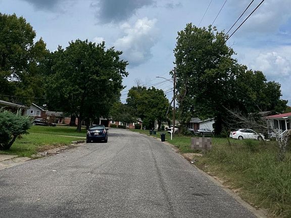 5th image of 1137 Rainbow Dr NE