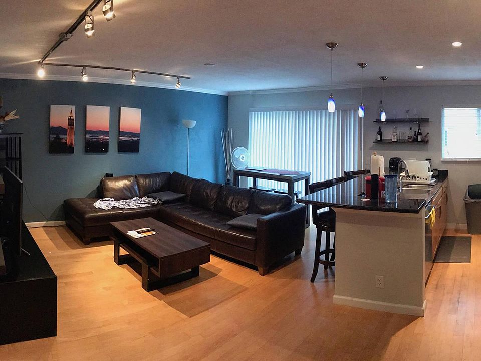 See https://youtu.be/qNNNlNpD0lY for virtual tour