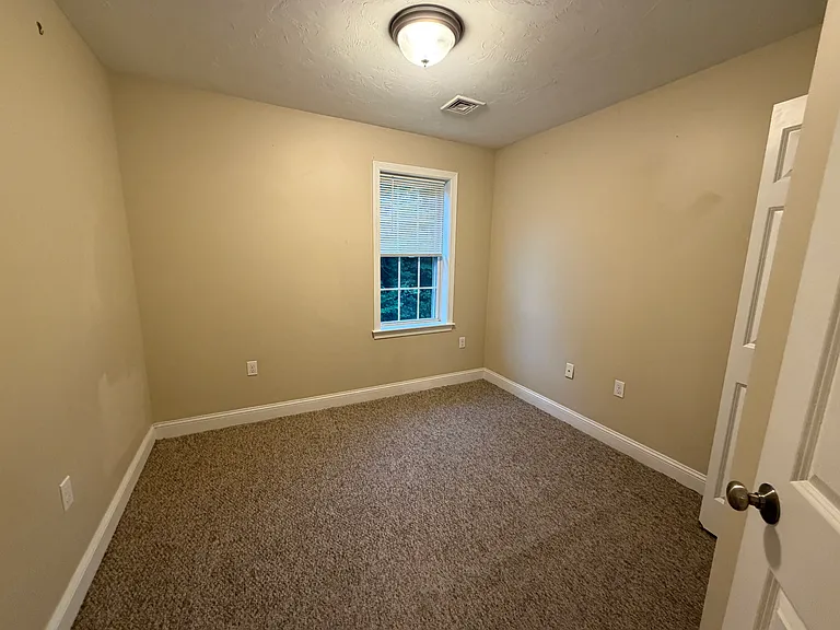857 Temple St #B1 — Photo 11