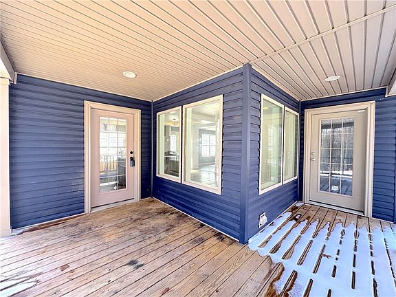 5th image of 230 Grandview Rd